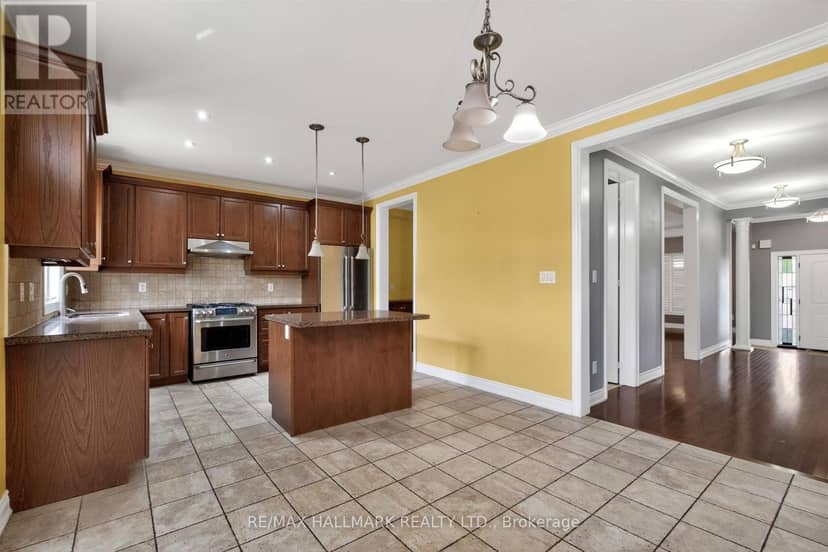 99 Royal West Drive — photo 11 of 40