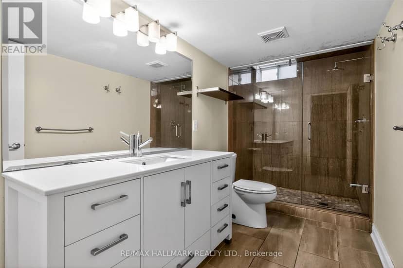 99 Royal West Drive — photo 39 of 40