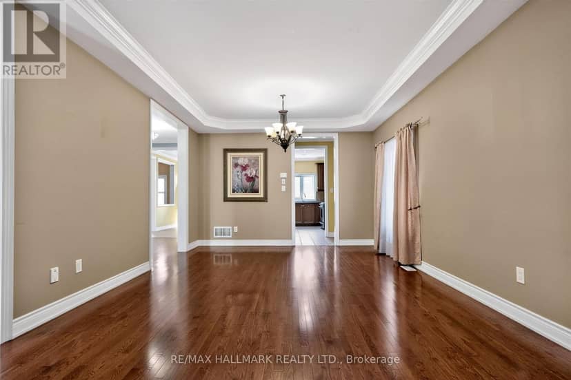 99 Royal West Drive — photo 8 of 40