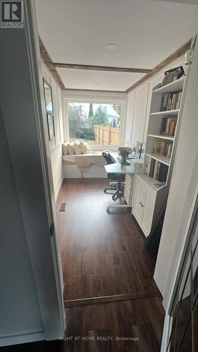 110 Cameron Avenue N — photo 19 of 32