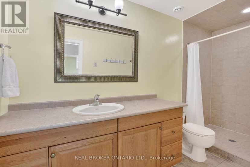 3421 Cole Road — photo 35 of 40