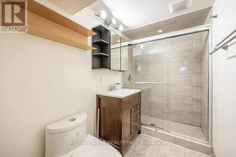 305 Mohawk Road E — photo 17 of 18