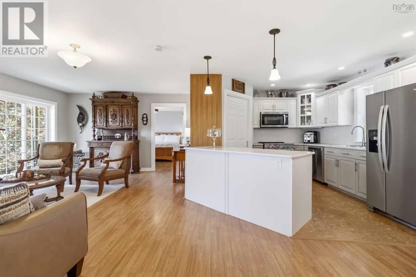179 Homestead Estates Drive — photo 10 of 40