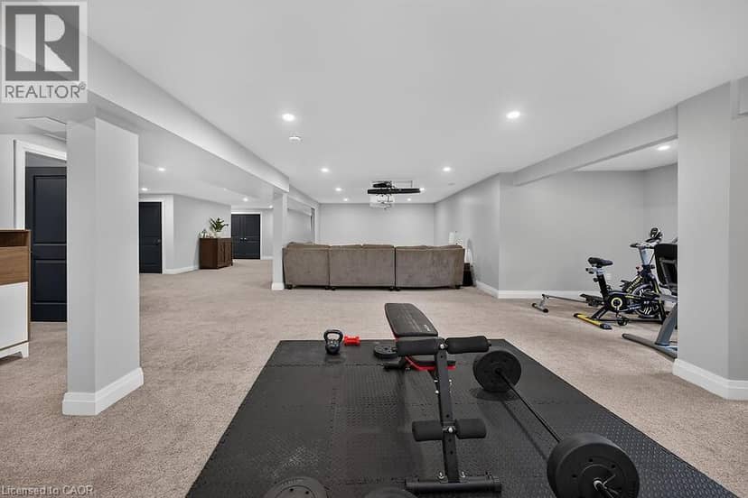 42 BLUENOSE Drive — photo 32 of 40