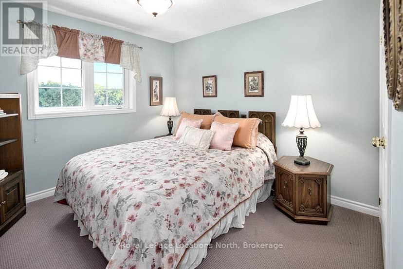 24 - 110 Napier Street W — photo 27 of 40