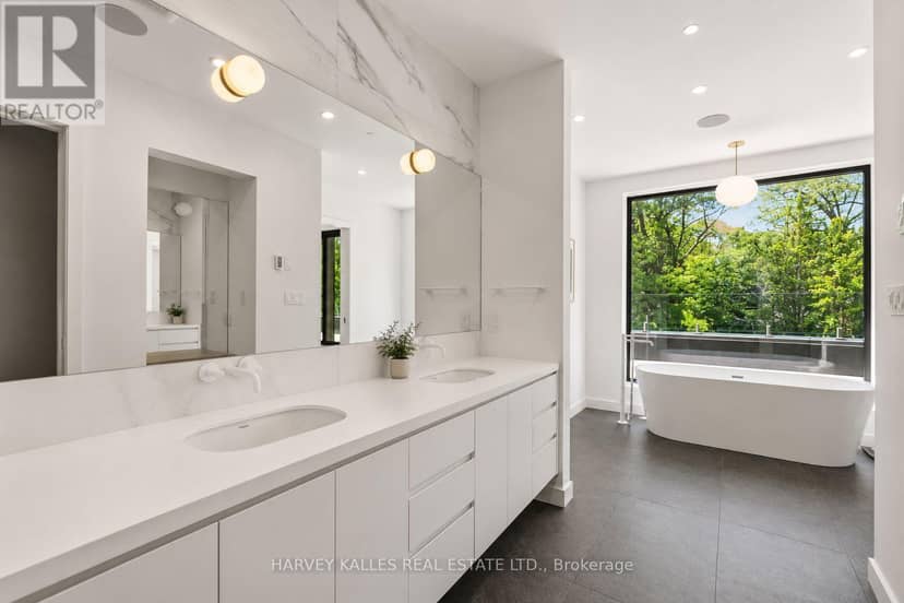 128 Lyndhurst Avenue — photo 23 of 40