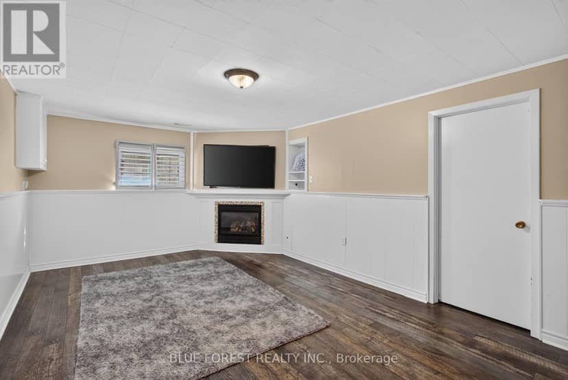 102 Odessa Avenue — photo 16 of 28