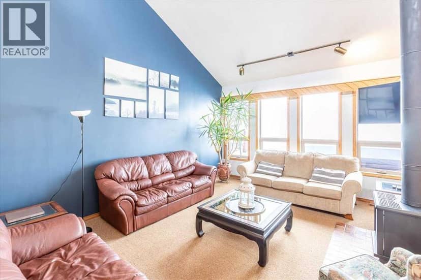 35 Lakeshore Drive — photo 10 of 29