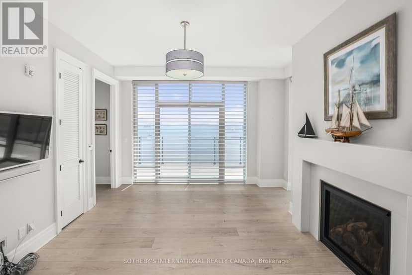606 - 129A South Street — photo 10 of 25