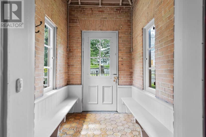 157 Dibble Street W, Prescott, photo 8