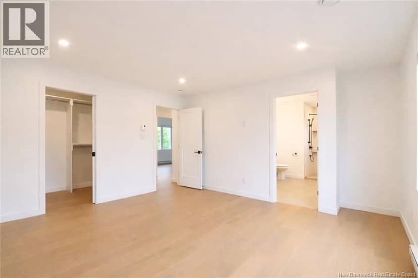 1141 La Vallée — photo 23 of 30