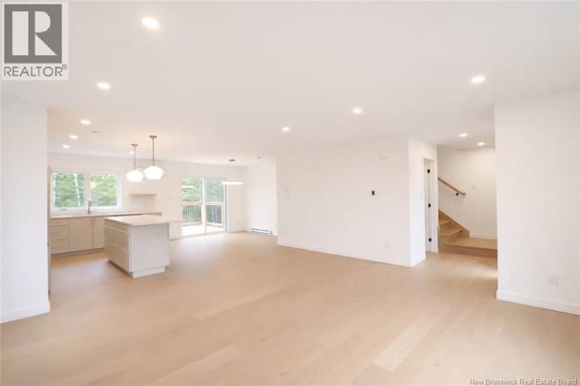 1141 La Vallée — photo 15 of 30