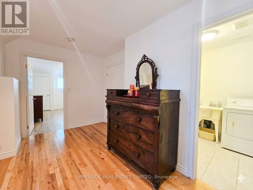 4 Kingsley Road S — photo 22 of 34