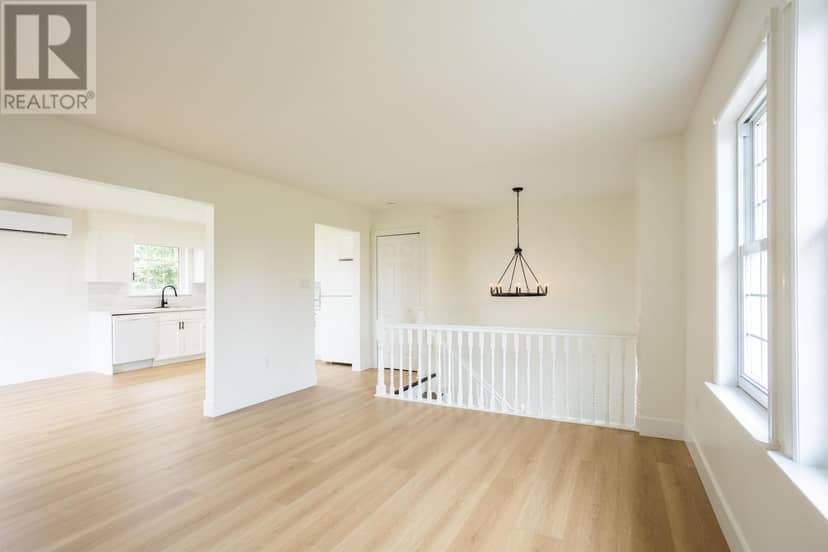 1 14 Marshall Street — photo 12 of 33