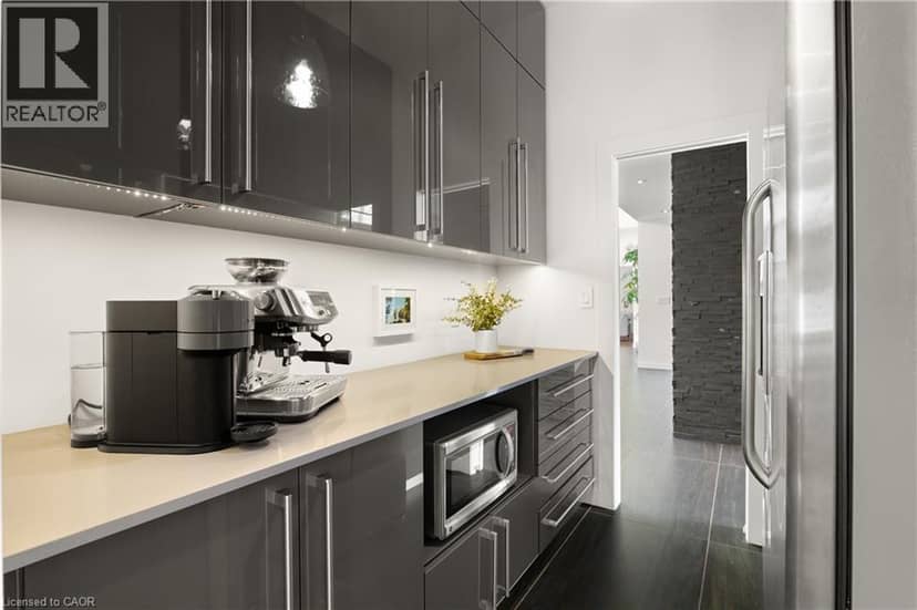 29 TALLWOOD Drive — photo 13 of 40