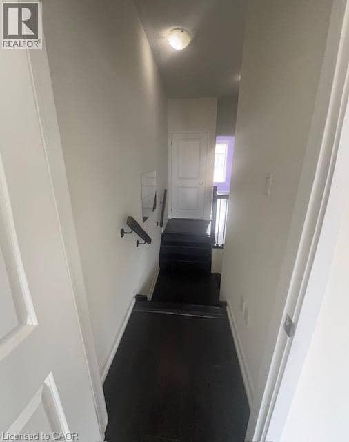 166 SQUIRE Crescent — photo 17 of 28