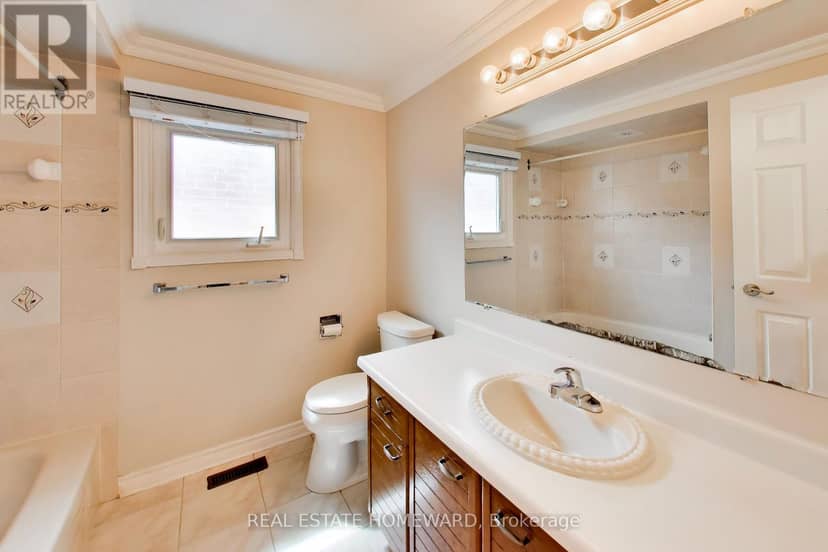 23 Hutchcroft Avenue — photo 16 of 36