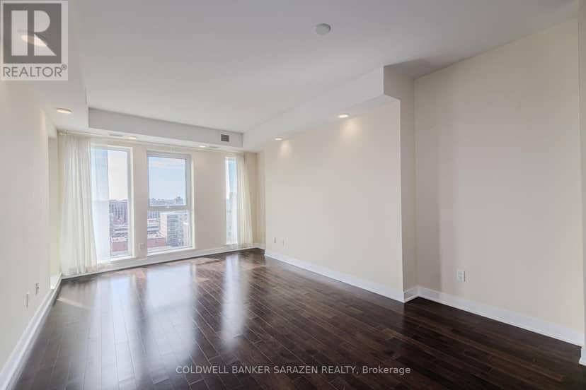 1407 - 40 Nepean Street — photo 20 of 40