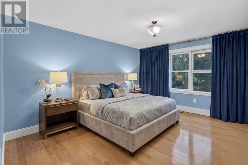 45 Brittany Drive — photo 26 of 40