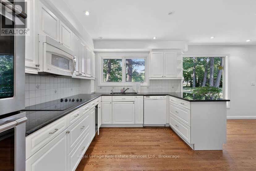 328 Dalewood Drive — photo 21 of 40