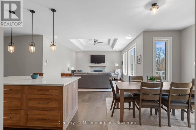 401 Algoma Crescent — photo 22 of 40