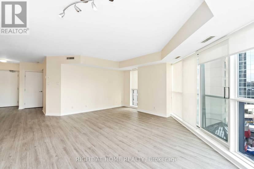 701 - 445 Laurier Avenue W — photo 20 of 25
