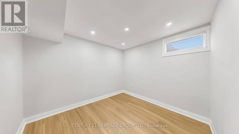 52 Lund Street — photo 36 of 40