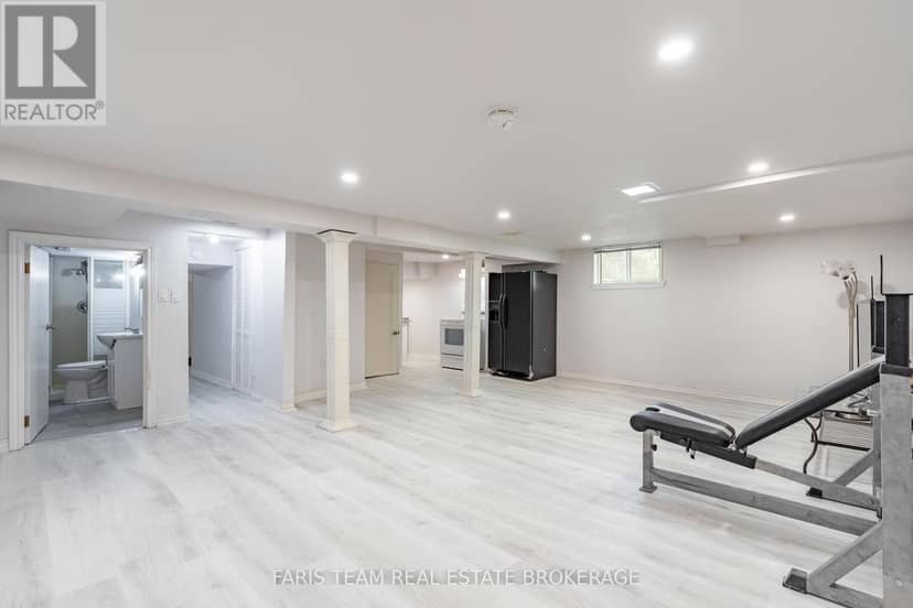 136 Oriole Drive — photo 22 of 40