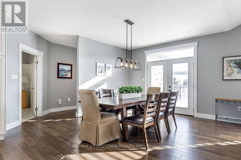 25 Mennill Drive — photo 11 of 40