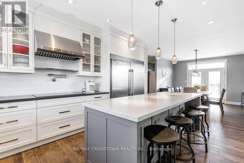 25 Mennill Drive — photo 14 of 40