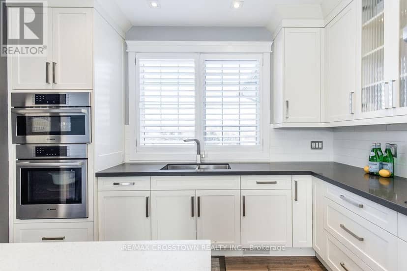 25 Mennill Drive — photo 15 of 40