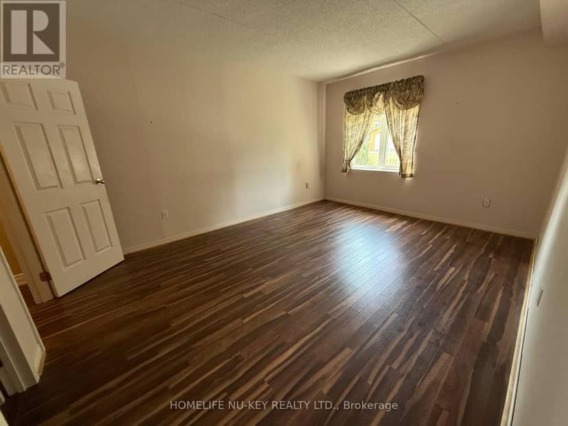 108 - 11 Beck Boulevard — photo 21 of 34