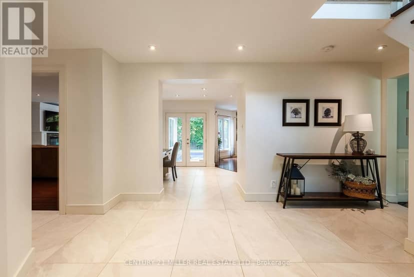 240 Colchester Drive — photo 8 of 40