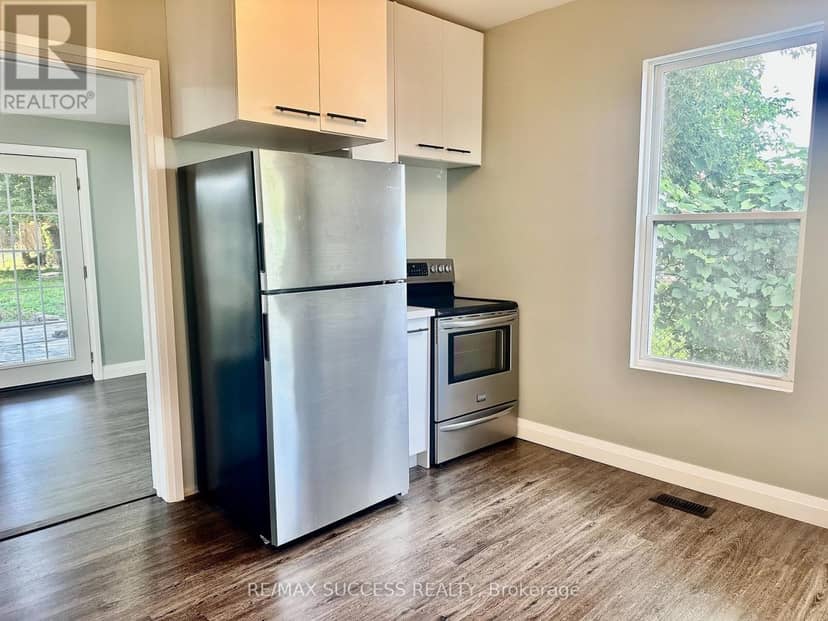 21 Webling Street — photo 9 of 25