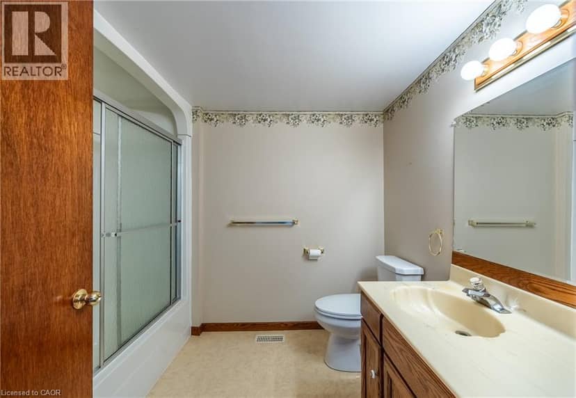1032 MAIN Street — photo 20 of 28