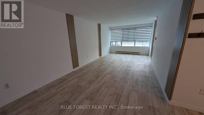 212 - 600 Grenfell Drive, London North, photo 5