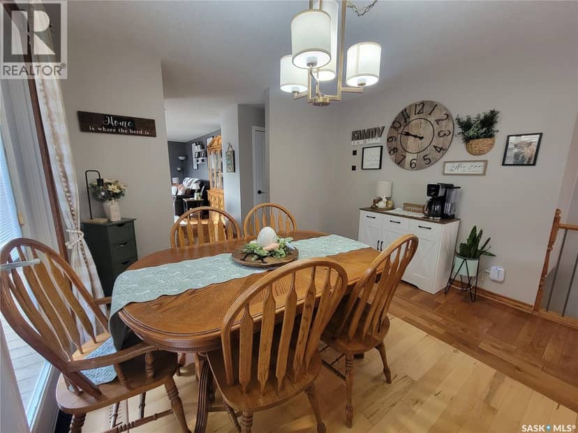 4702 Leader STREET — photo 12 of 40