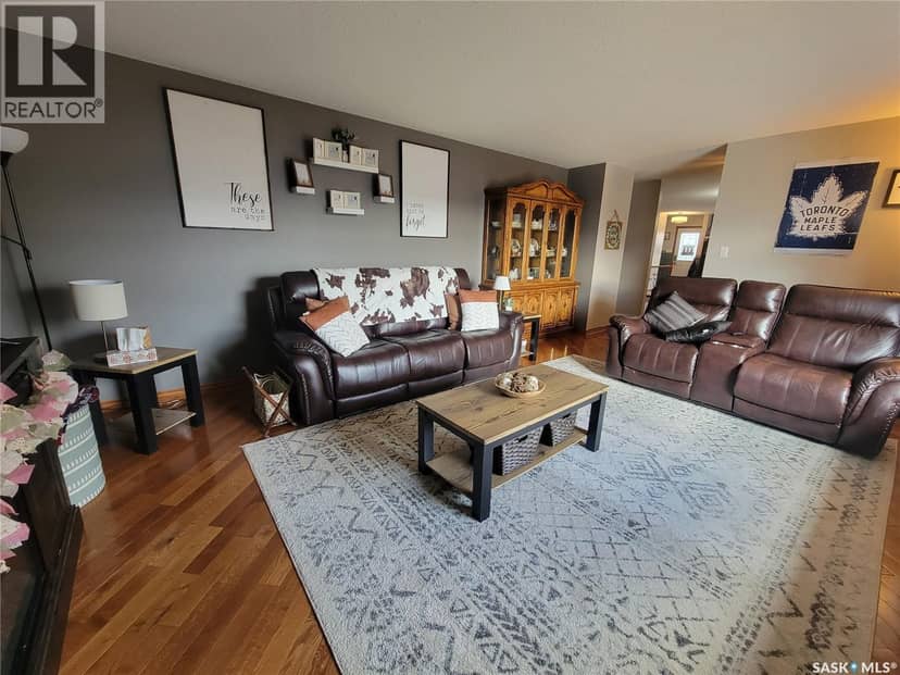 4702 Leader STREET — photo 16 of 40