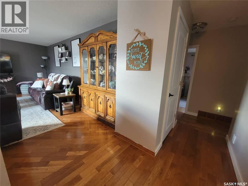 4702 Leader STREET — photo 18 of 40