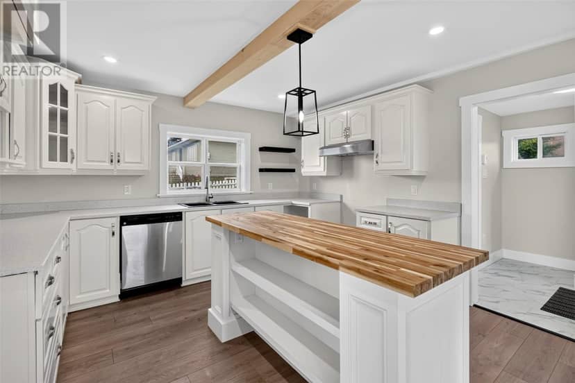 81 Water Street — photo 11 of 37