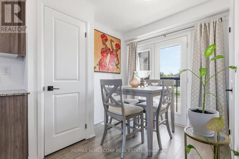 51 Fairlane Avenue — photo 8 of 34