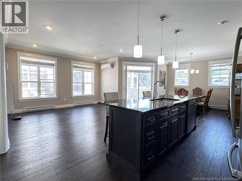 52 Hampton Road Unit# 204 — photo 32 of 40
