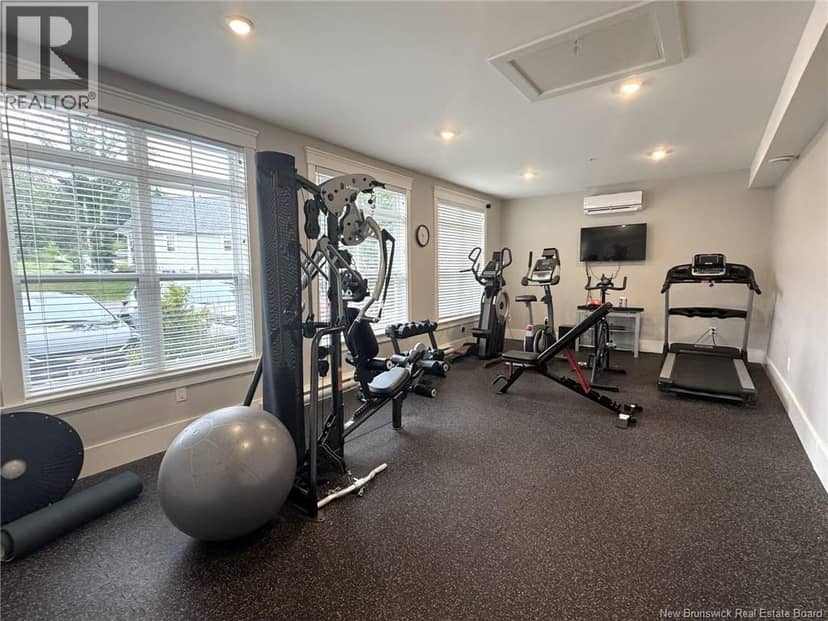 52 Hampton Road Unit# 204 — photo 7 of 40