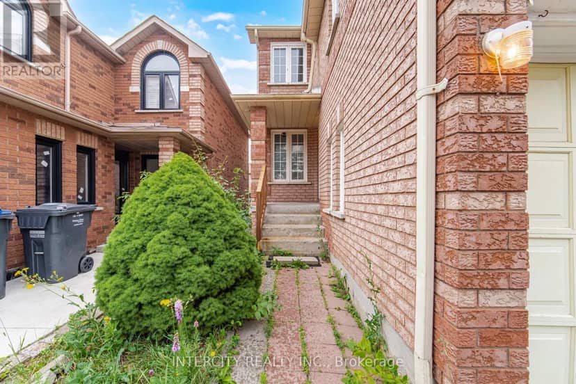 42 Mosley Crescent — photo 4 of 40