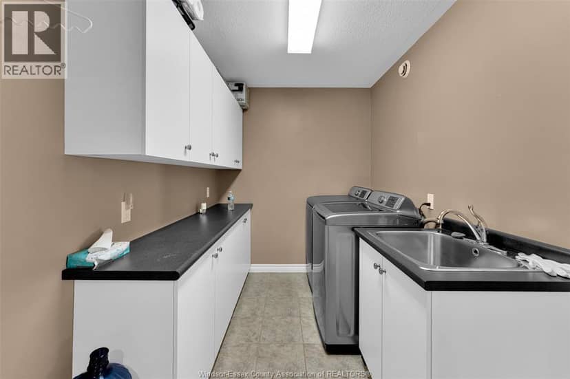 6258 Talbot Trail — photo 16 of 40