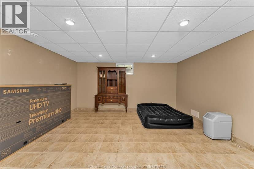 6258 Talbot Trail — photo 32 of 40