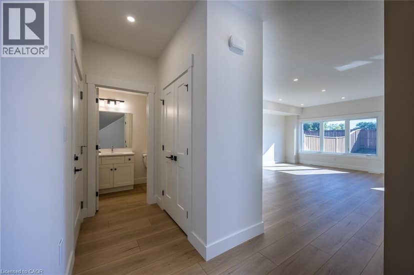 115 AMBER Street — photo 8 of 36