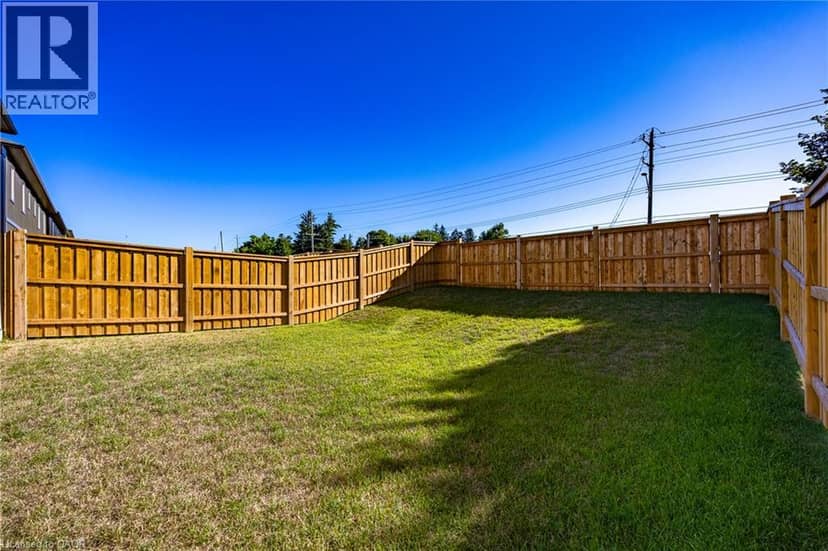 107 AMBER Street — photo 4 of 37