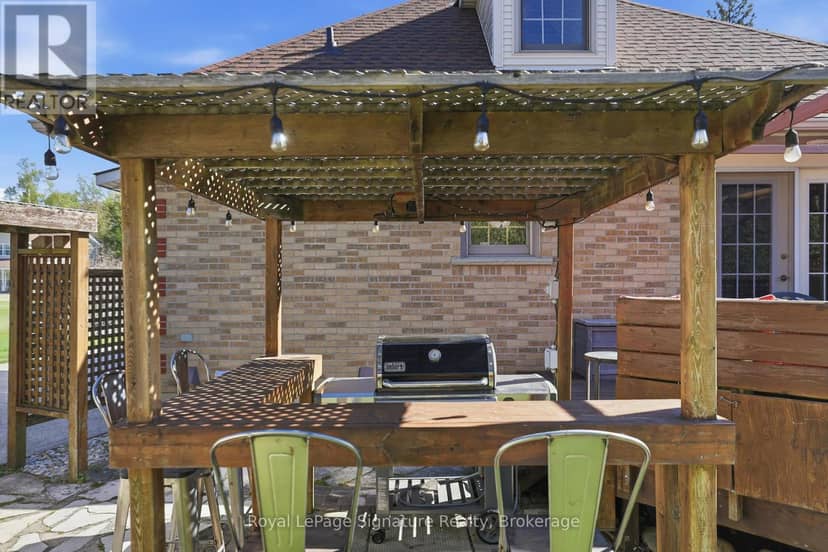 209 Summerhill Road — photo 33 of 40