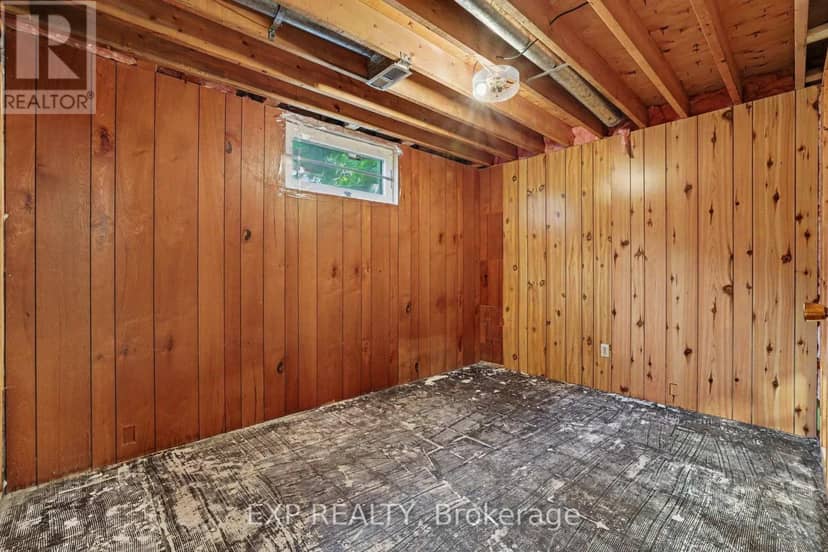16 Elmsley Crescent — photo 25 of 38